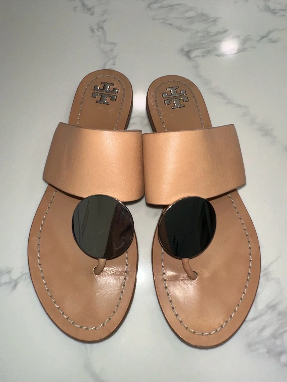 TORY BURCH SIZE 8~SILVER DISK PATOS SANDALS~NATURAL VACHETTA NUDE LEATHER~FLATS